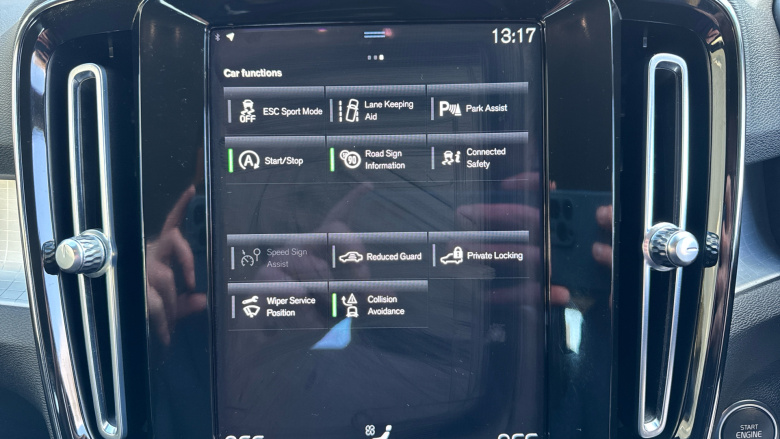 Volvo Xc40 1.5 T3 [163] Momentum 5dr Petrol Estate